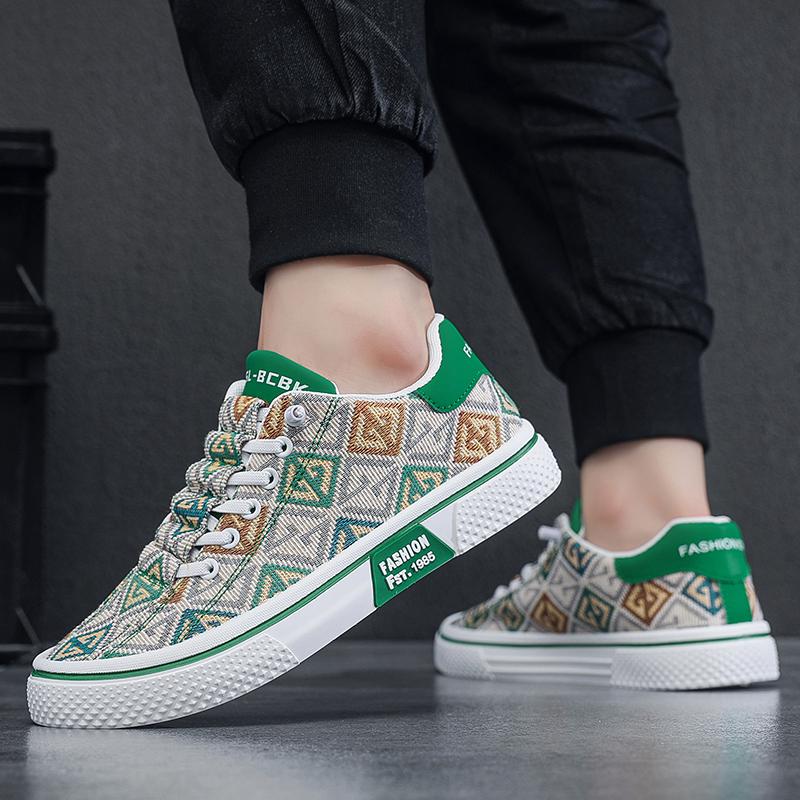 Men's Shoes Low-top Board Shoes Skateboard Shoes Fashion Canvas Casual Shoes