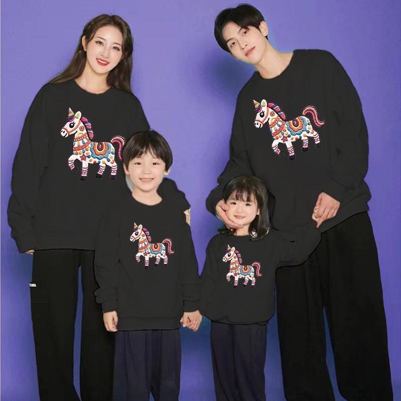 2026 Year of the Horse Red Parent-Child Sweatshirt Set: Family of Three or Four New Year Festive Top