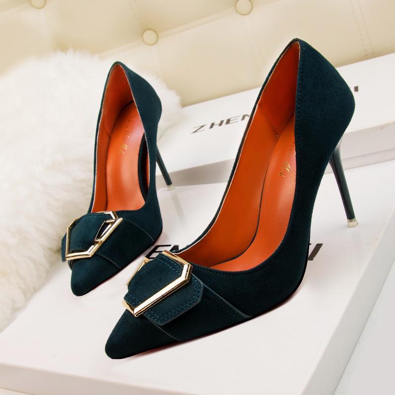 Fashion and thin women's shoes, thin heel, super high heel, shallow mouth, pointed head, suede belt buckle single shoes