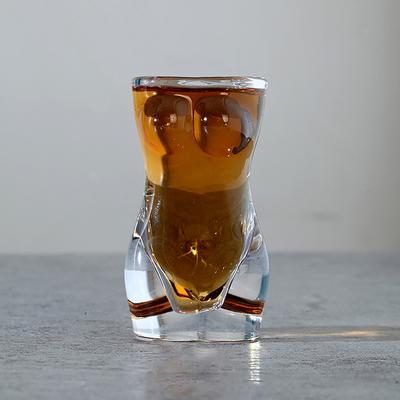 1PC Nový jedinečný pivní pohár Funny Muži Ženy Tvar těla Průhledná sklenice na víno Bar Nádobí Koktejl Hrnek Kávový Šťáv Šálek