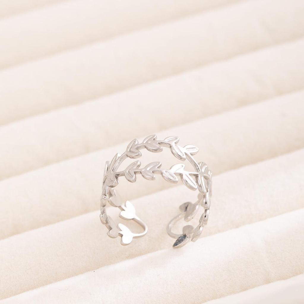 Women's Adjustable Non-fading Leaf Design Stainless Steel Finger Ring