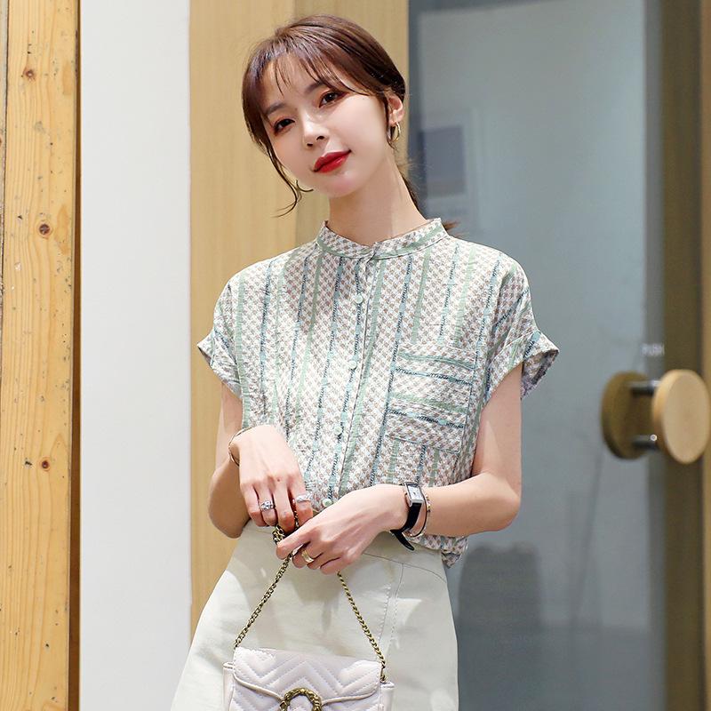 

Шифоновая рубашка с воротником-стойкой в ​​вертикальную полоску, женская винтажная летняя рубашка с короткими рукавами XL зелёный/абрикосовый