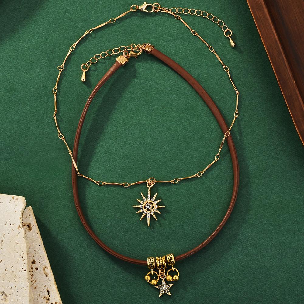 Eyecatching Vintage Style Floral And Star Choker Necklace For Women In Layers Two