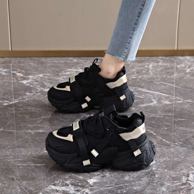 Casual Shoes 2026 New Style Dad Shoes Women's Shoes Thick Sole Height Increase Anti Slip Sports Shoes Fashionable