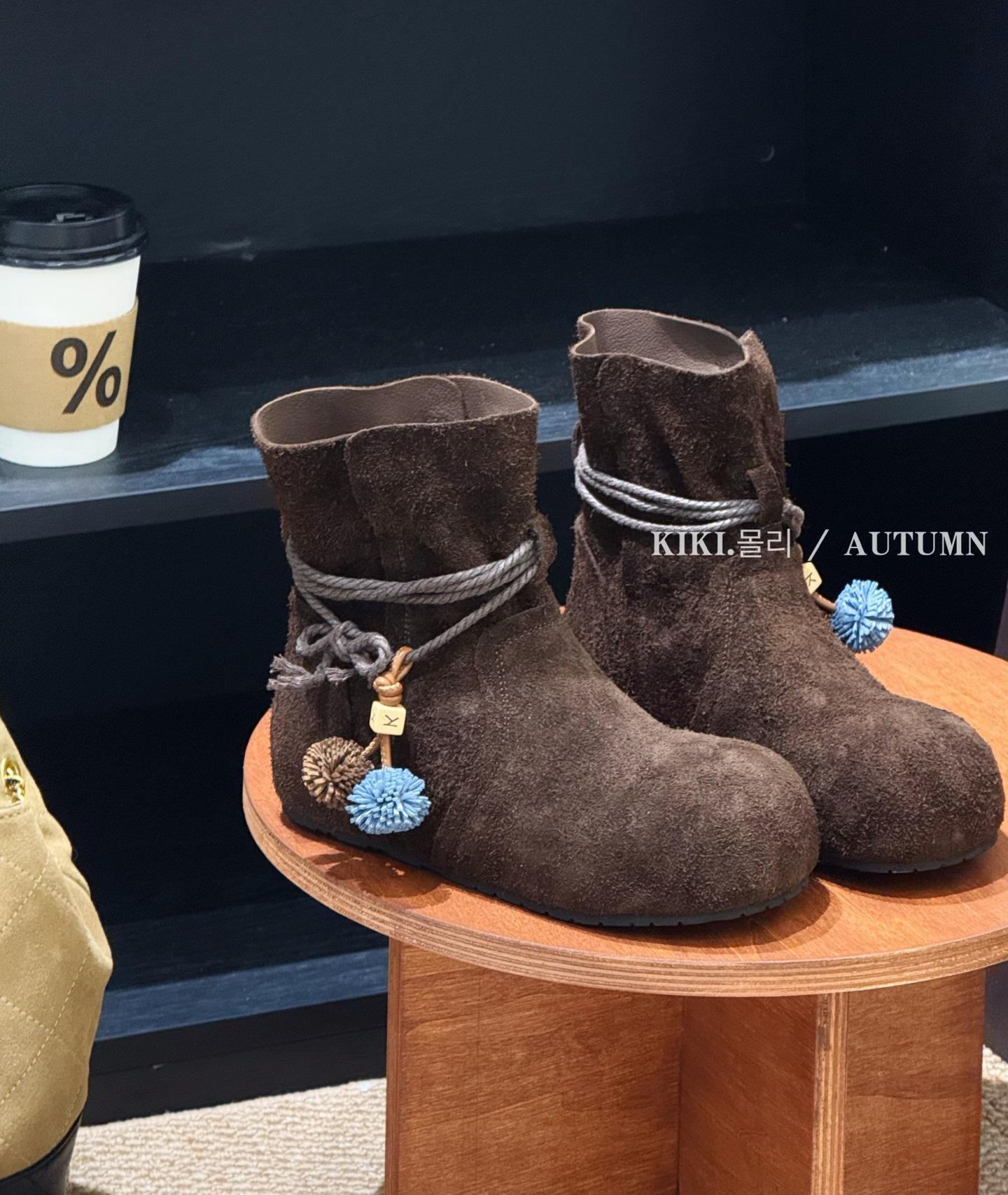 

2025 new autumn and winter pendant fashion boots thick-soled retro velvet British style lazy feeling heightened short boots women ins 39 темно-коричневого