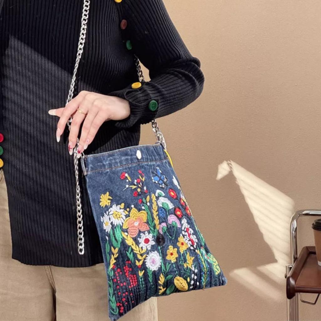 Módní řetízkové dámské crossbody kabelky, vyšívané květiny, dámská kovbojská taška přes rameno, džínová kabelka, osobnostní trend, studentská taška