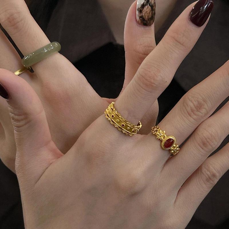 Retro Ruby Gold Floral Lace Index Finger Ring - High-End Light Luxury Style