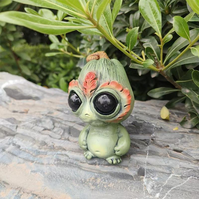 Alien Elf Statue Resin Cartoon Alien Elf Figurine Desktop Ornament Fantasy Creature Sculpture Home, Garden & Halloween Decor