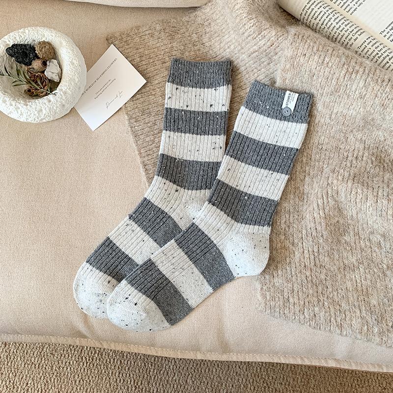 Autumn and Winter New Wool Socks Women Korean Striped Cute Medium Tube Socks Japanese Fashion School Girls Elastic Long Socks