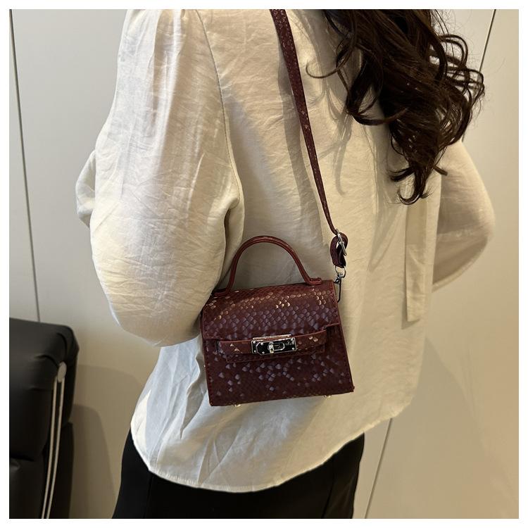 Texture Casual Retro Large Capacity Lock Buckle Handheld Crossbody Small Square Bag For Women