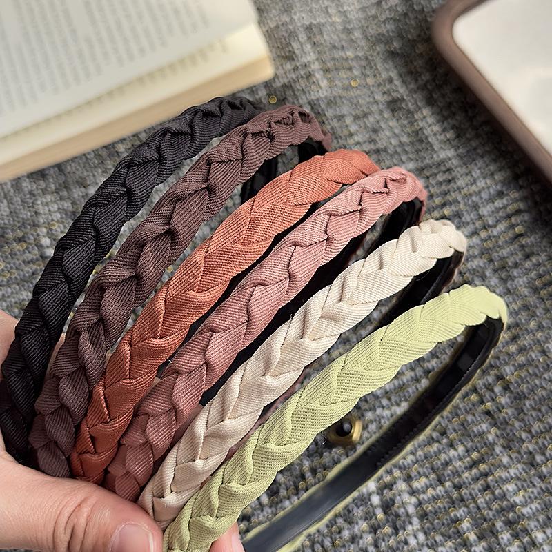 High-End Non-Slip Twisted Hair Headband for Women – Perfect for Washing Face, 2025