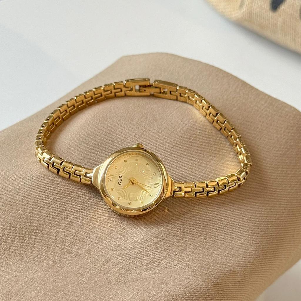 GEDI Mode Retro Luxus Damenuhr mit kleinem rundem Zifferblatt Armband Damen Uhren & Uhren zum Kombinieren mit Outfits Neu eingetroffen