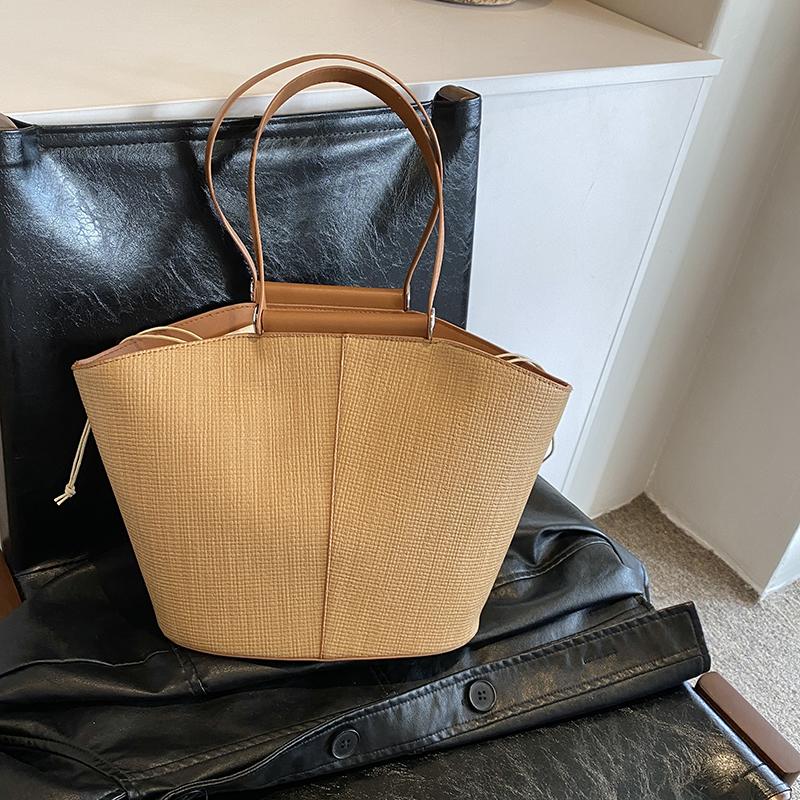 

Модная вместительная сумка-шоппер из ПУ для отдыха, для ежедневных поездок на работу