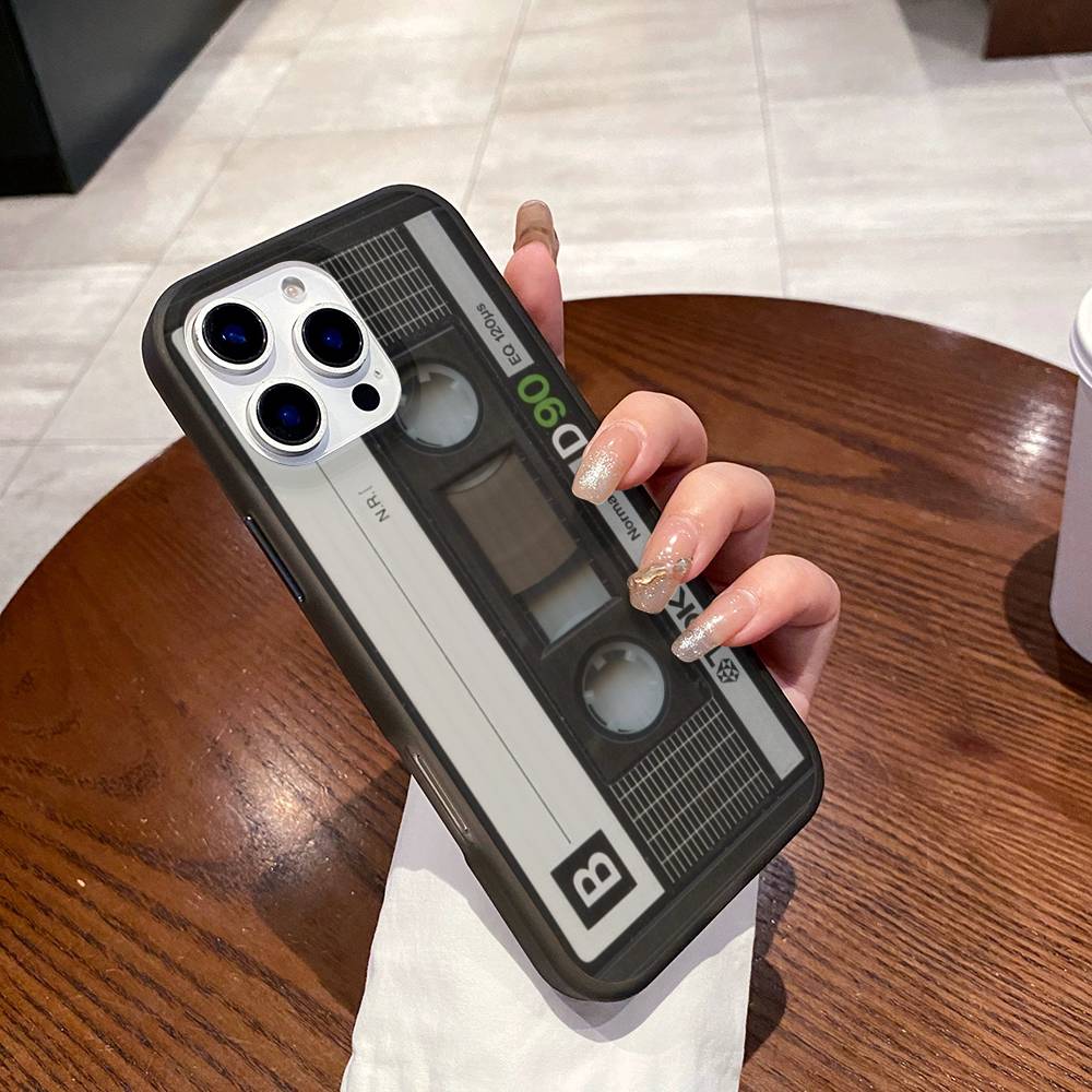 

Magnetic Radio Tape Cassette Phone Case Corrugated Pattern Phone Case For iPhone 17 Air 16 15 14 13 12 11 Plus Pro Max Cover iPhone 17pro max
