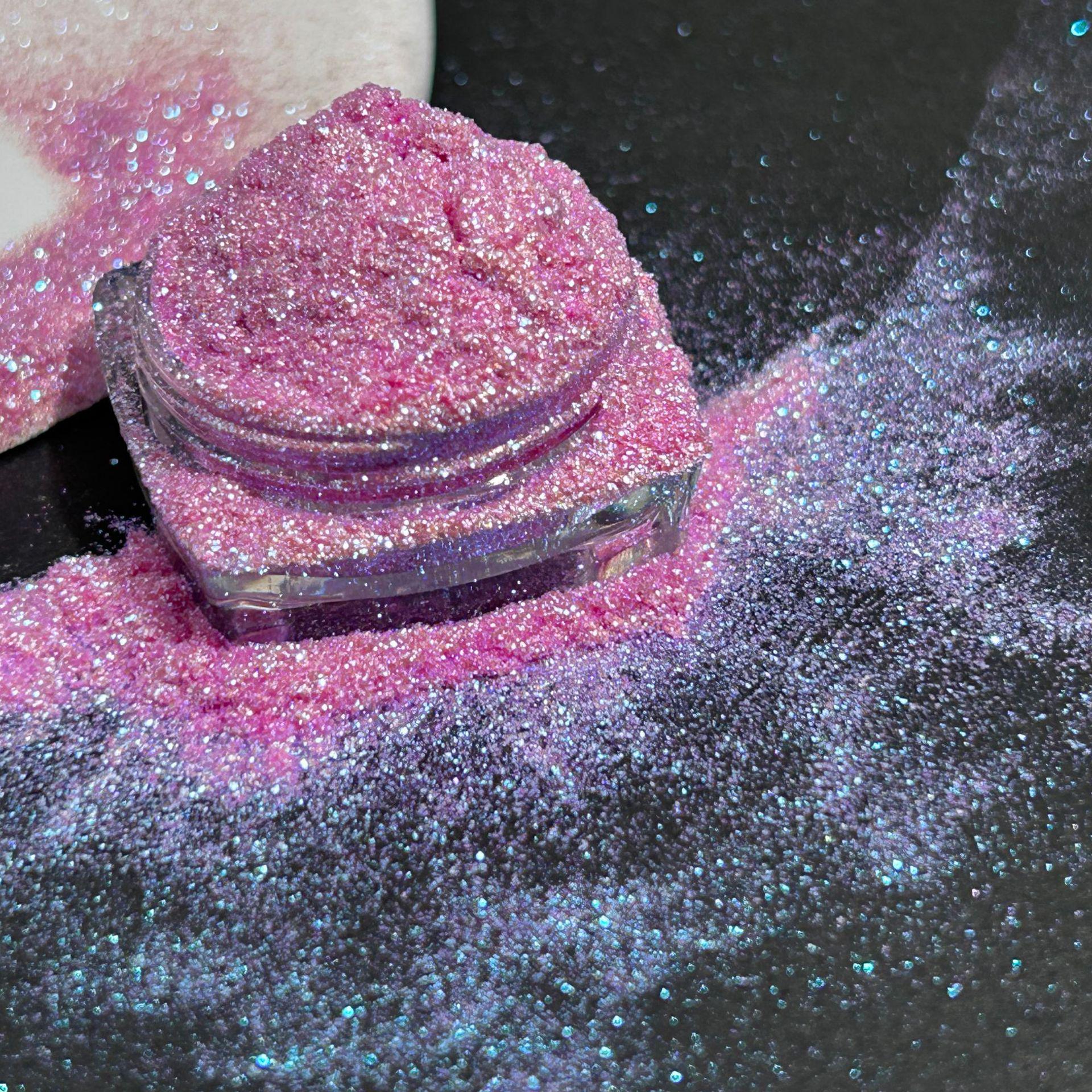 

Радужное стекло Серебристые тени для век и пудра-хайлайтер Эпоксидный глиттер. 3 g