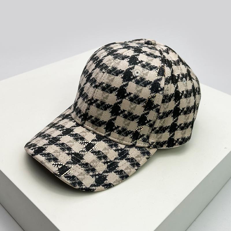 Autumn and Winter Men Women New Versatile Stripe British Baseball Caps Check Fashion Cotton Warm Soft Houndstooth Retro