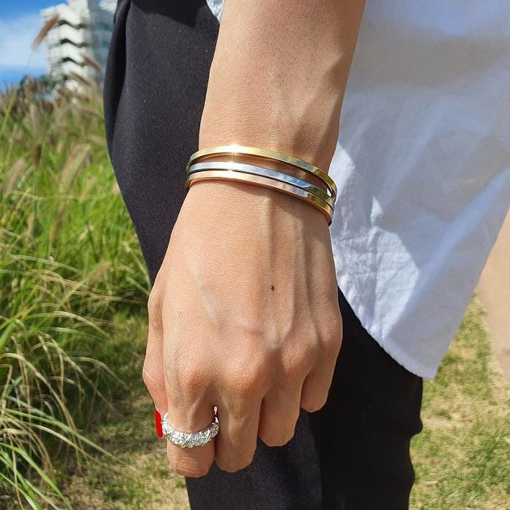 [Blossom Steel] Surgical Steel Glossy Minja Bangle Women's Bracelet (S7822565)