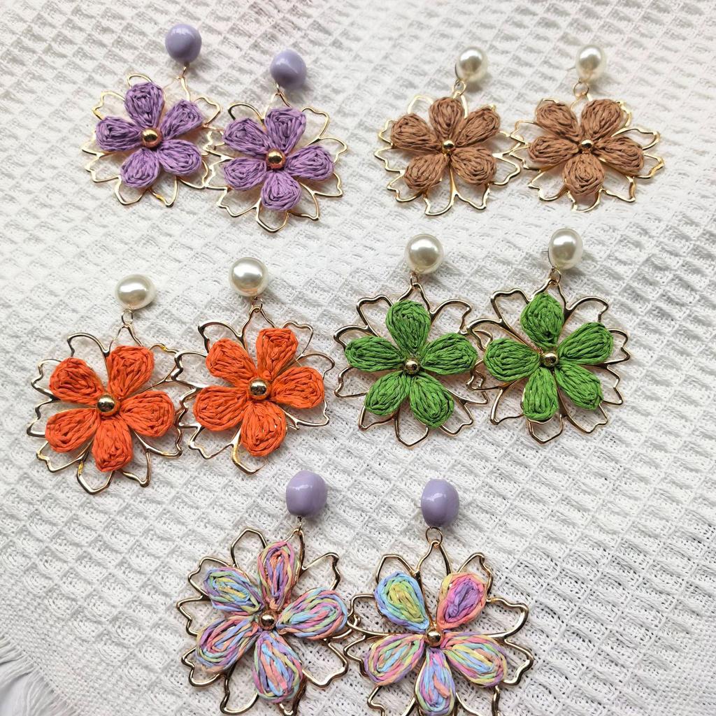 Spring Dopamine Resort Style Sunflower Earrings - Fresh, Colorful, Woven Accessories for a Personal Touch