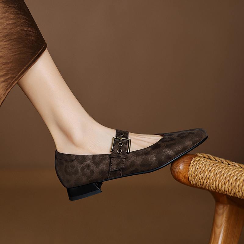 Krazing Pot Cow Skin Spring Summer Size 43 Size 42 Size 41 Thick Low Heels Women Round Toe Leisure Leopard Pumps