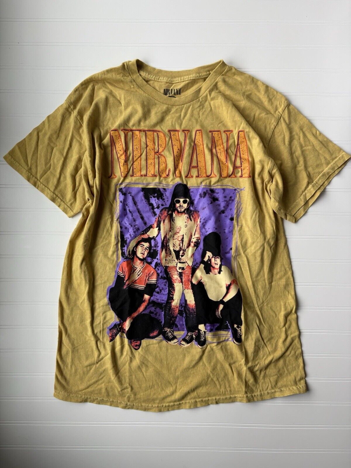26 Licensed Nirvana Graphic T-Shirt Tee Size Medium Unisex Short Sleeve Yellow Unisex T-Shirt L