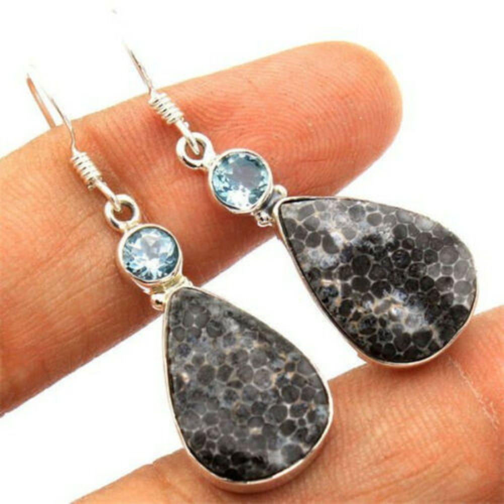 Retro Love Shape Strange Earrings European Beautiful Woman Earrings