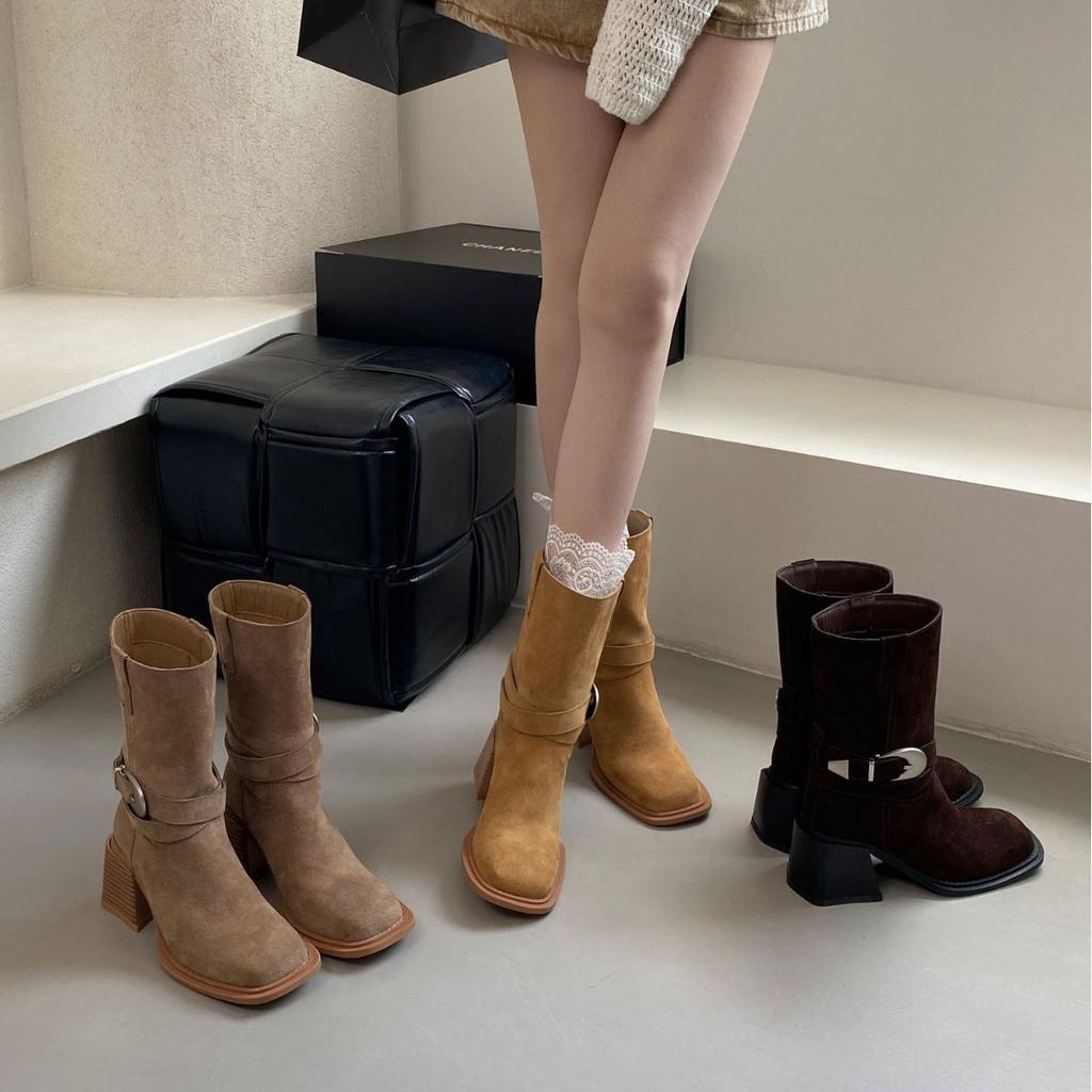 2025 new autumn and winter pleated stacking boots round head belt buckle suede thick heel low sleeve Martin boots