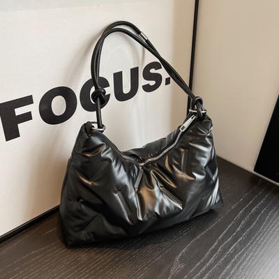 Women Quilted Tote Bag Fashion Puffy Hobo Bag Down Tote Handbags Large Capacity Padded Shoulder Bag Casual Winter Commuting Bag