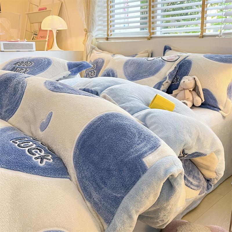

Cartoon Coral Fleece Four-Piece Set, Thickened Milk Fleece Sheet Quilt Cover, Snowflake Fleece Bed Three-Piece Quilt Cover Single Quilt Cover 1.5 * 2.0m