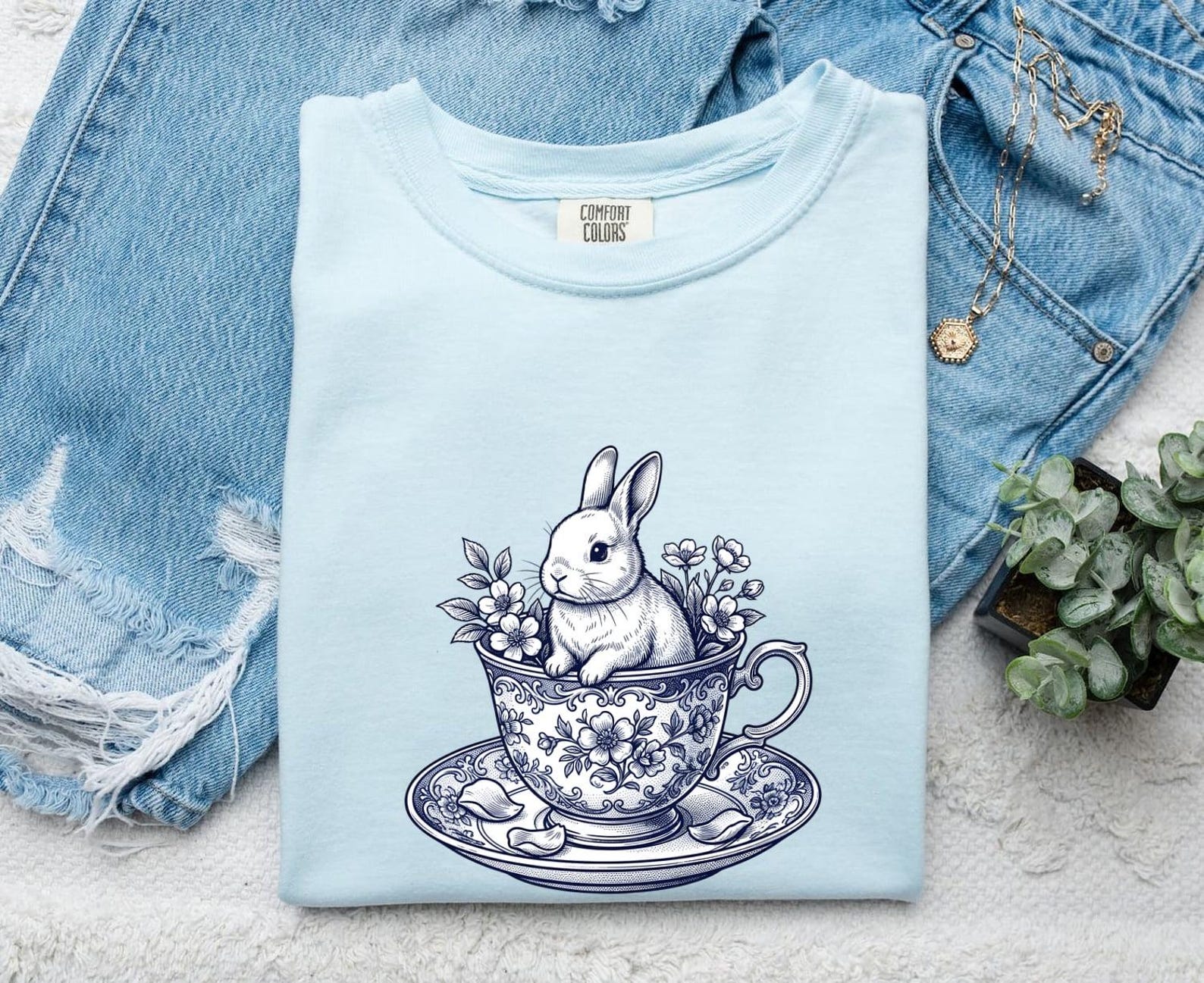 Bunny Teacup Shirt Easter Animal Gift Women Vintage Tee Rabbit T-Shirt Easter Fan Retro Tshirt Creature Graphic Hand Drawn Floral Tshirt 4XL
