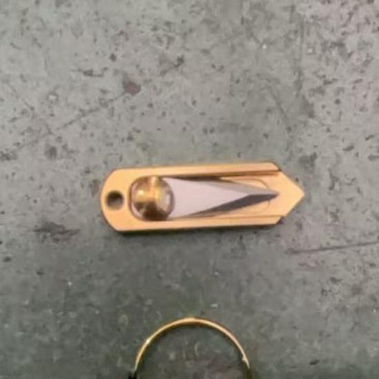 Brass Mini EDC Keychain Knife Pendant - Creative Push-Pull Box Cutter