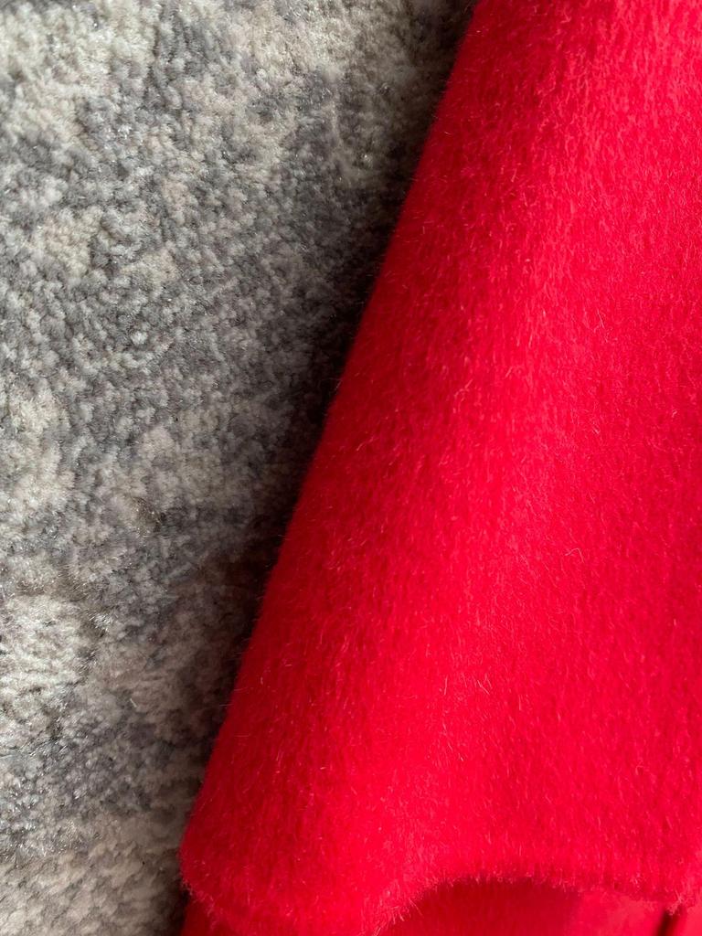 Designer Unregelmäßiger Ein-Knopf Doppelseitiger Chili-Roter Mantel