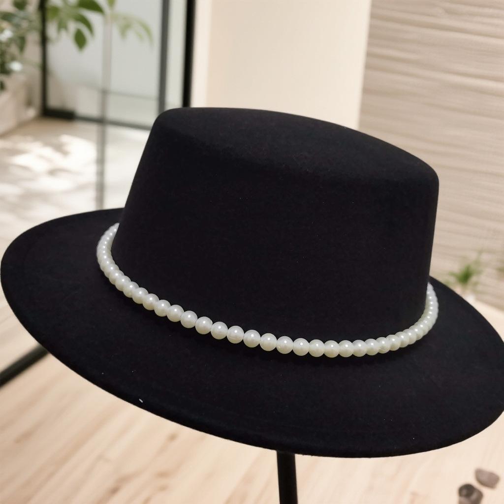 French Hepburn Style Top Hat Female Socialite Pearl Chain Fashion Socialite Style Flat Top Hat British Retro Hat Self-operated