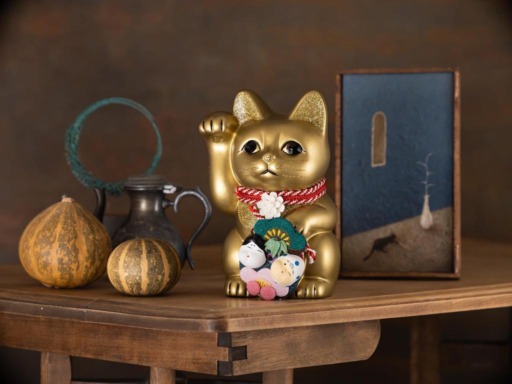 Good Luck Cat Waraku Okame Hyottoko Right Hand Lucky Cat Lucky Feng Shui Ornament Offering Box Gold (M-SIZE Gold) raised/Ceramics Maneki-neko (okm_M