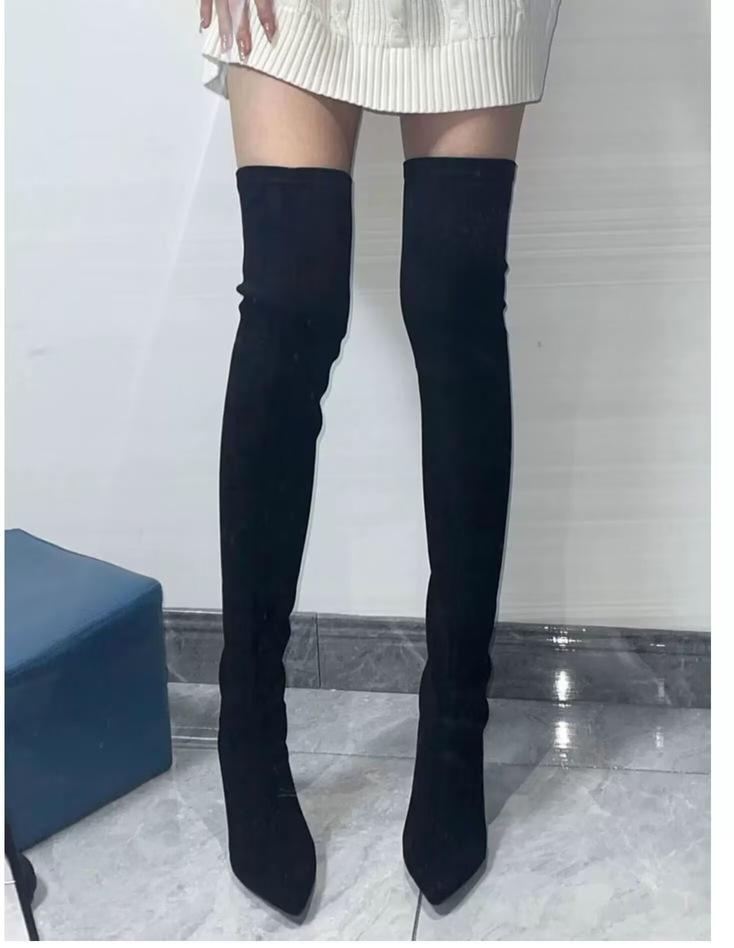 

МОЙ БОГ! Красивая корейская версия темпераментных высоких сапог! Эластичные тонкие ботфорты на высоком каблуке подчеркивают стройные ноги. 42