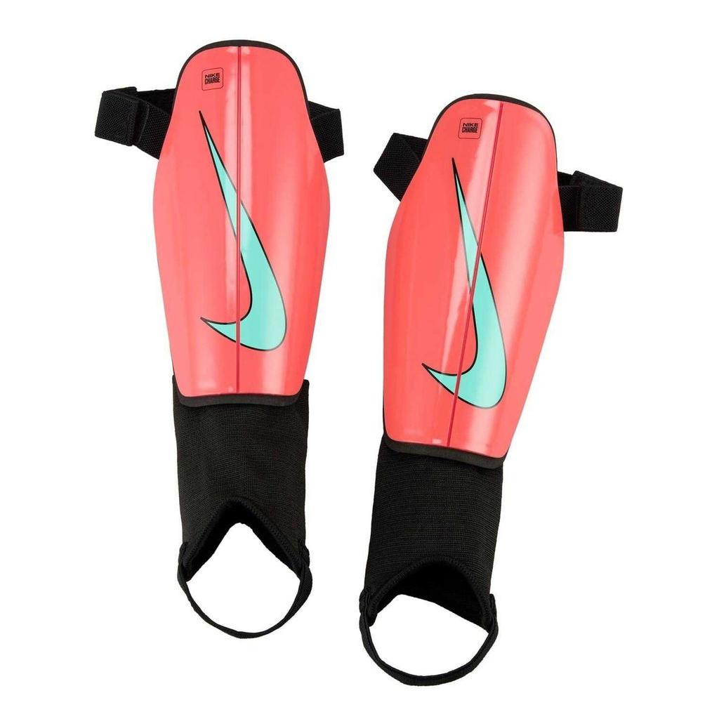 Nike Unisex Adult Charge Swoosh Shin Guards