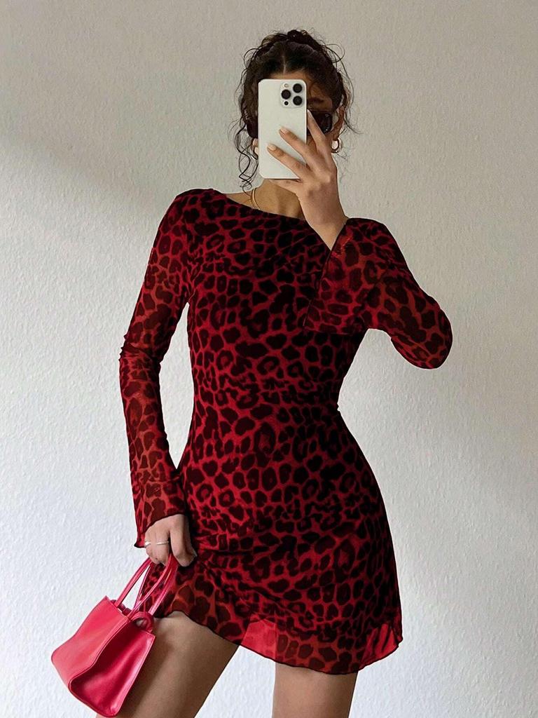 2026 New Autumn/Winter Sexy Backless Leopard Long Sleeve Dress - European & American Style