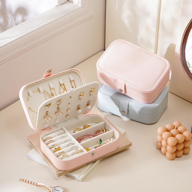 Jewelry Organizer Case With Leather Material For Travel And Gift Giving