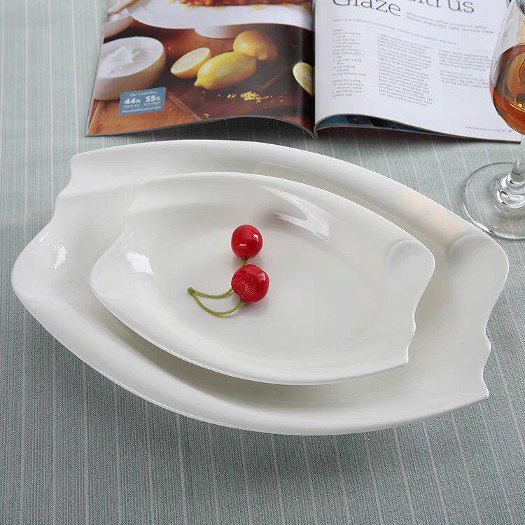 

Creative Irregular Ceramic Plate - Pure White for Hot, Cold, and Stir-fry Dishes 8-inch Bamboo Joint Plate