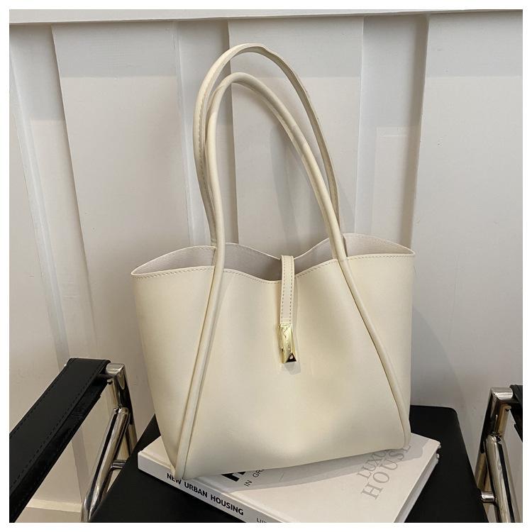 2026 New Early Spring Fashi Simple Retro Casual Large Capacity Commuter Underarm Tote Shoulder Bag Women Handbags