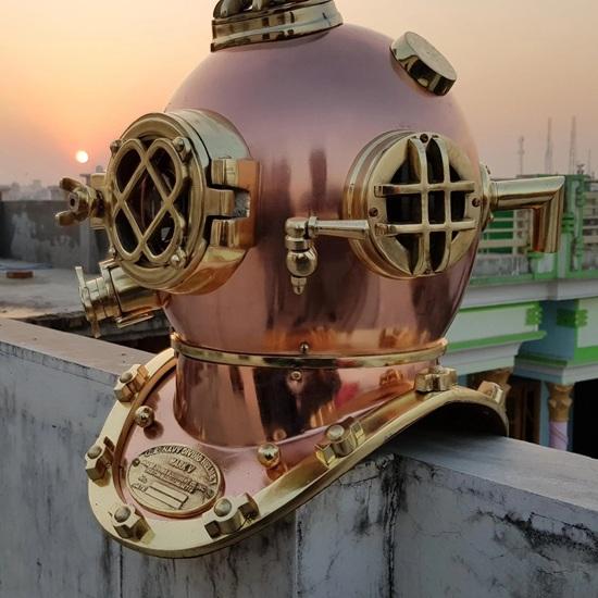 45.72 Cm Boston Scuba Diving Helmet US Navy Mark V Deep Sea Diving Divers Helmet Copper Brass Diving Helmet Gift