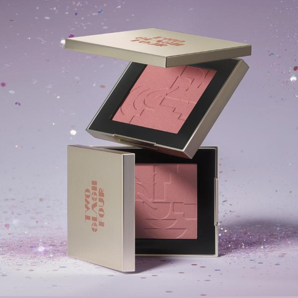 TWO SLASH FOUR All Over Face Blush 5.5g