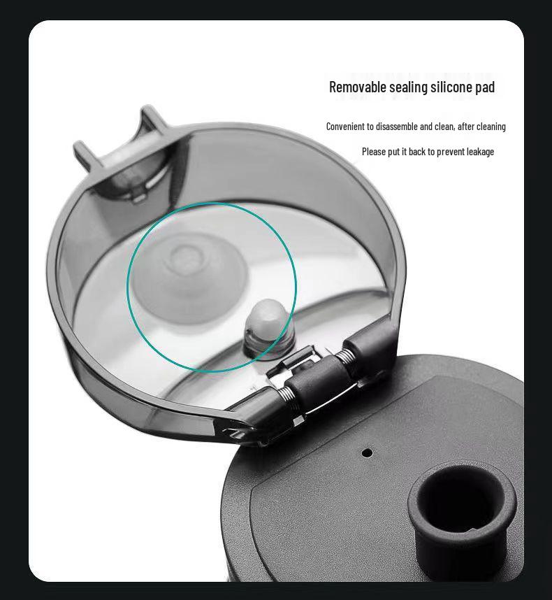 Men's Large Capacity Frosted Sports Water Bottle - Portable Plastic Kettle for Summer Fitness and Travel