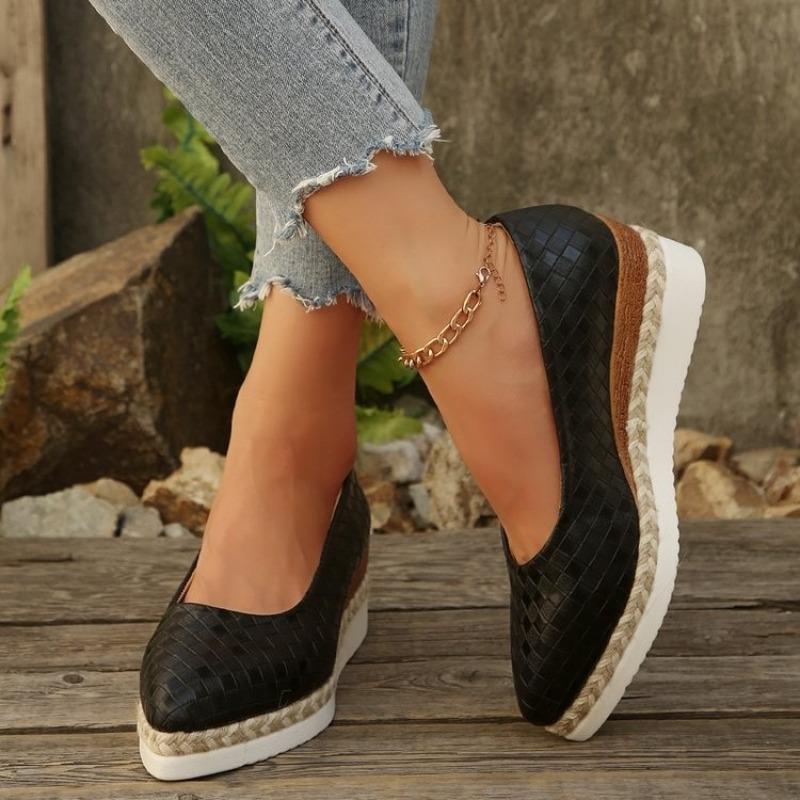 New large-size woven hemp rope sponge cake bottom, shallow mouth breathable pointed women's single shoes