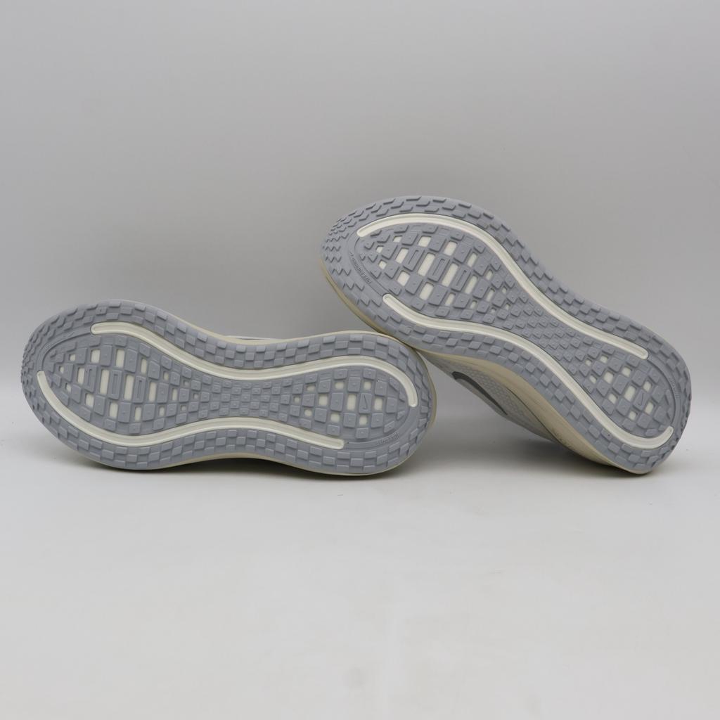 IQ0308-094 Nike Vomero Plus Platinum Tint Reflect Silver (Men's)