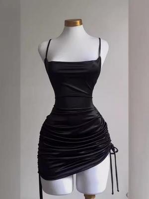 Vestido ajustado sin espalda con cordones chic 2024 - Edición Verano
