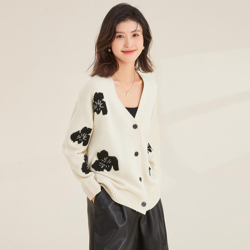 Retro Jacquard Cardigan Cotton Wool 100% Autumn/Winter V-neck Coat Versatile Women's Woolen Sweater for Daily Use