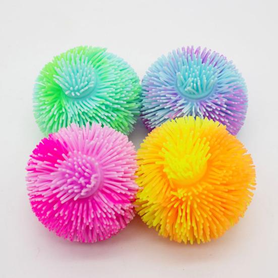 Giocattolo Sfera Pelosa Antistress, Sfera Pelosa Spremibile Fidget Toy in TPR, Giocattolo da Scrivania per Ufficio per Alleviare l'Ansia e Aiutare la Concentrazione, Rilassamento della Mano