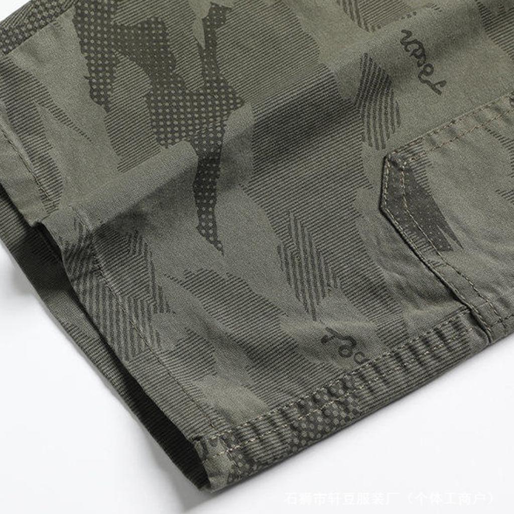 Pantaloncini Cargo da Uomo a Vestibilità Larga con Stampa Mimetica, Vita Elastica e Tasche Multiple, Stile Casual da Esterno