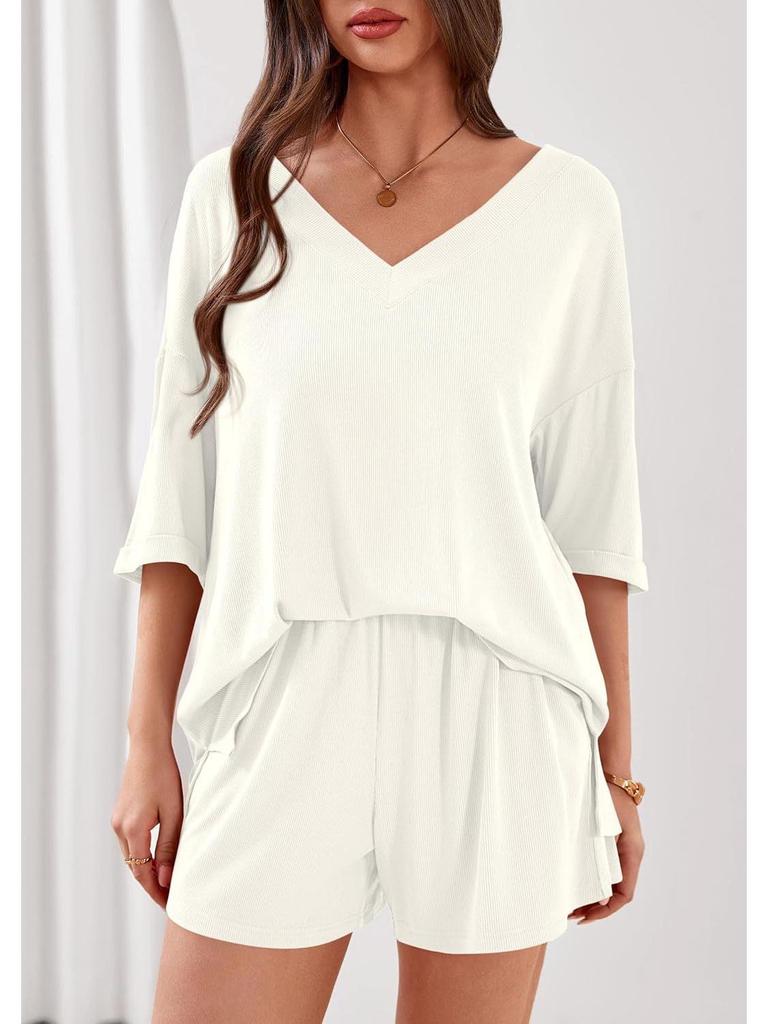 New Women's Casual Two-Piece Set: Loose V-Neck Short-Sleeved Top and Shorts