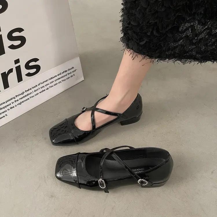 

New 2024 Fashion Medium Heeled Mary Jane Single Shoes for Women Retro Thick Heel Ballet Shoes Cross Buckle Shallow SoftSole Shoe 36